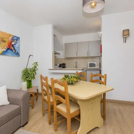 Maresia Apartman