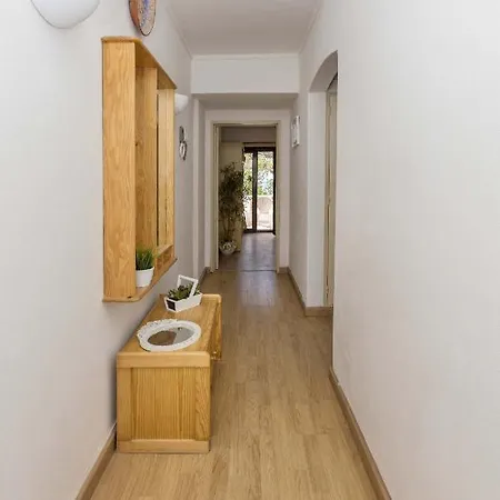 Maresia Apartment